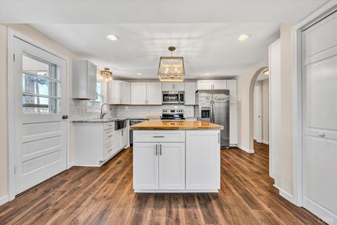 Tiny photo for 1088 Piney Grove School Road, Moneta, VA 24121 (MLS # 363171)