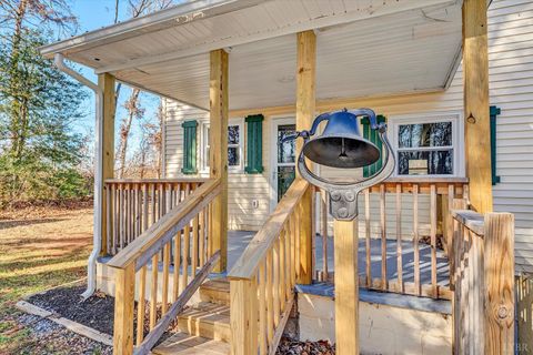 Tiny photo for 1088 Piney Grove School Road, Moneta, VA 24121 (MLS # 363171)