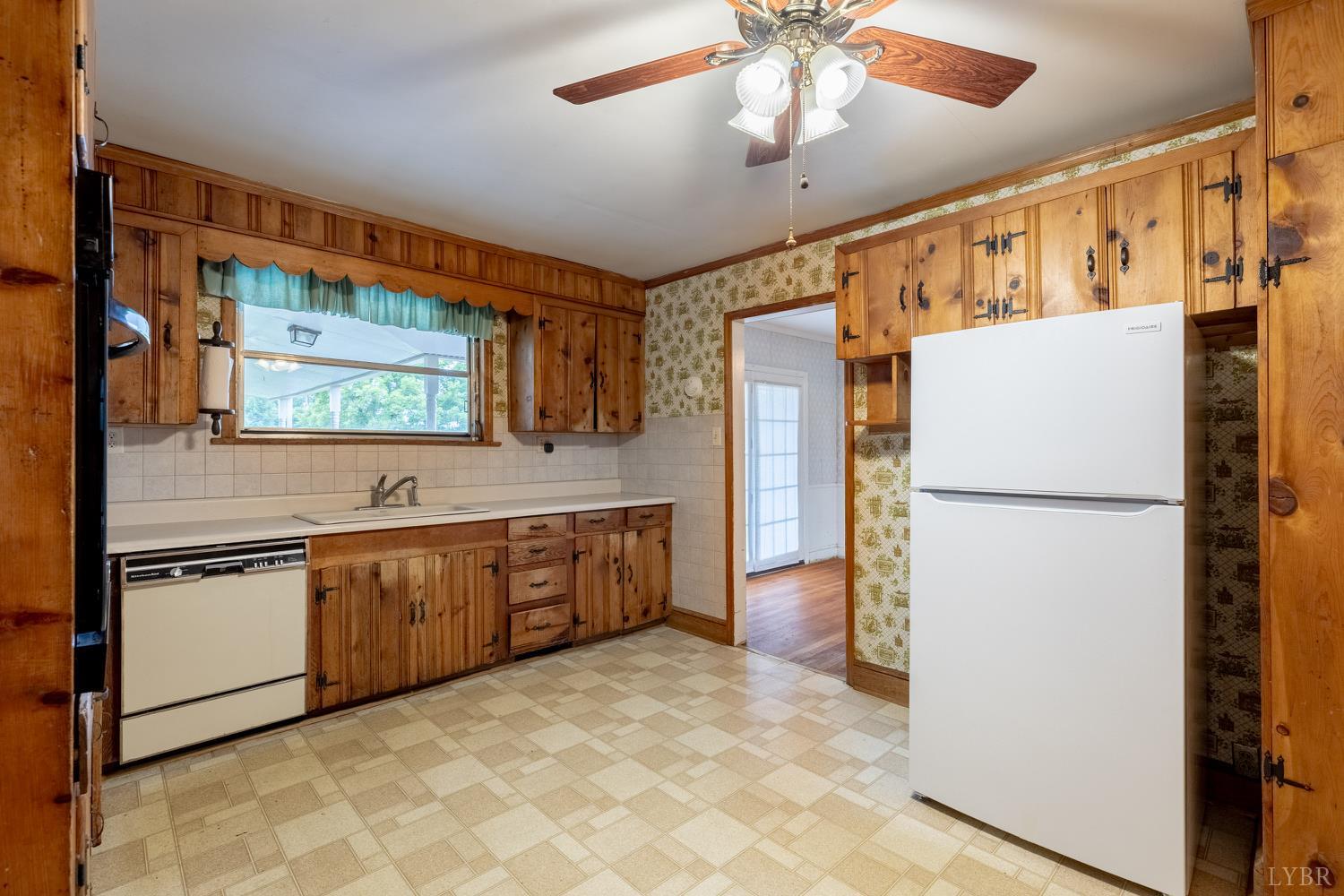 1094 Pigeon Run Road, Gladys, Virginia image 20