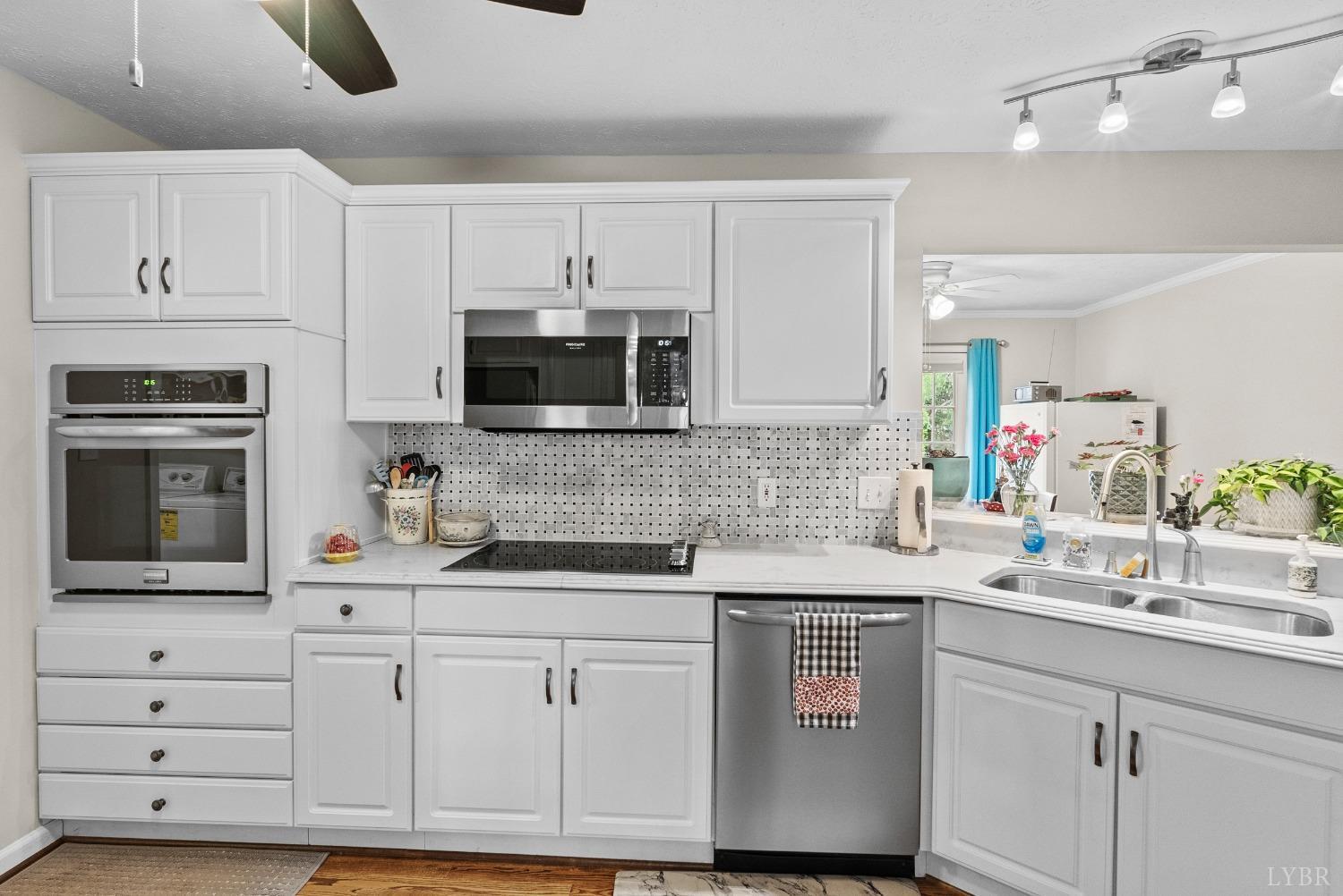 813 Lake Vista Drive, Forest, Virginia image 14