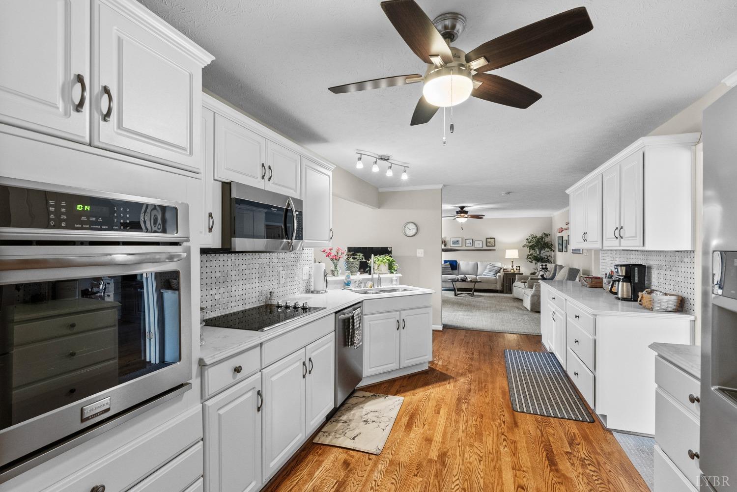 813 Lake Vista Drive, Forest, Virginia image 13