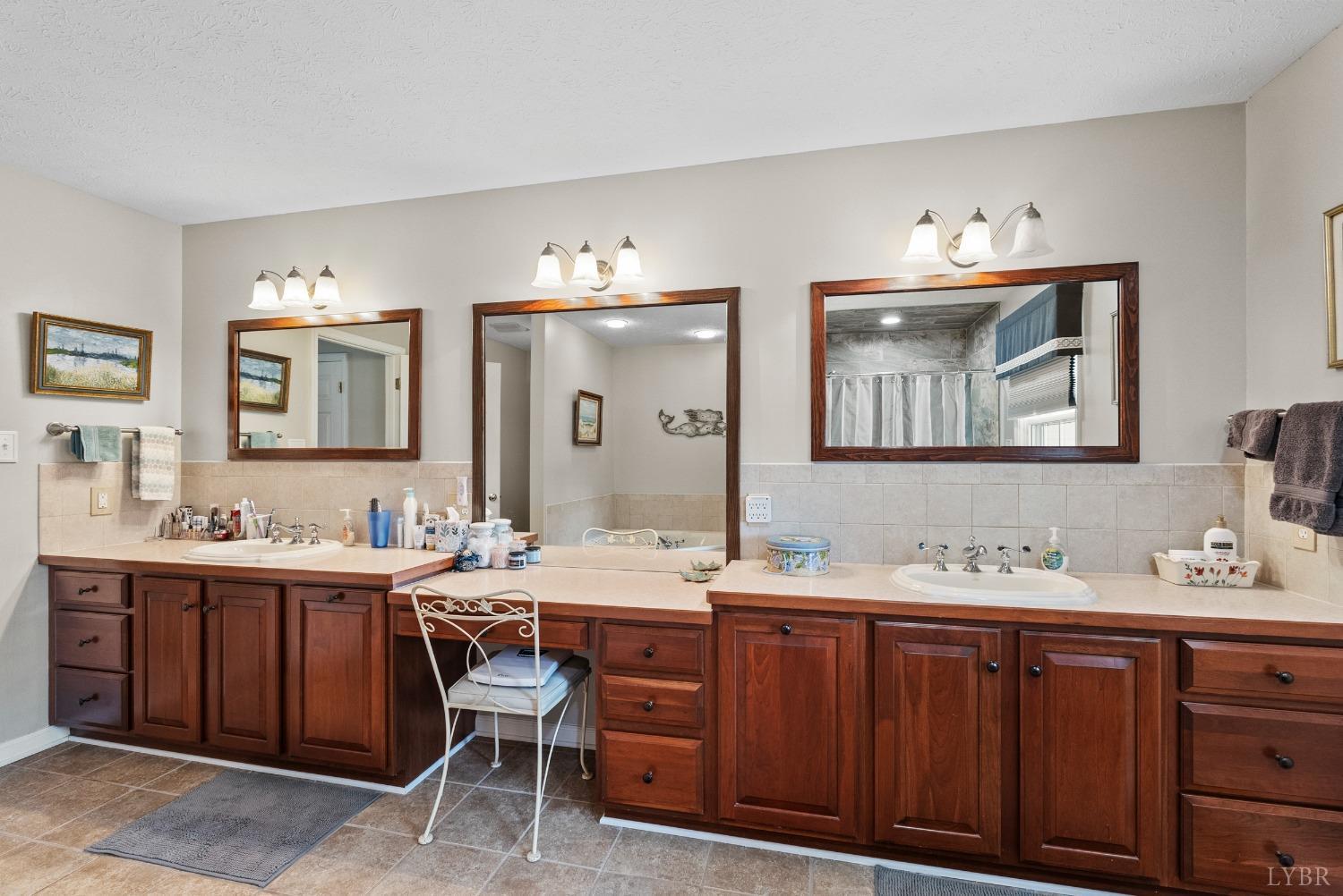 813 Lake Vista Drive, Forest, Virginia image 30