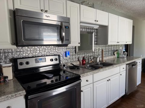 Tiny photo for 811 9th Street, Altavista, VA 24517 (MLS # 366751)