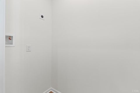 Tiny photo for 504 Amherst Street, Lynchburg, VA 24504 (MLS # 362660)