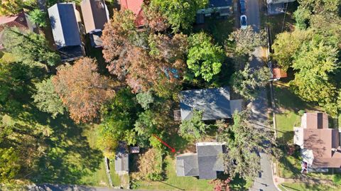 Tiny photo for 504 Amherst Street, Lynchburg, VA 24504 (MLS # 362660)