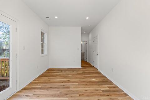 Tiny photo for 504 Amherst Street, Lynchburg, VA 24504 (MLS # 362660)