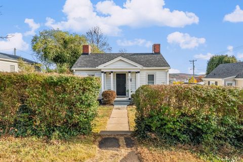 Tiny photo for 903 Park Street, Altavista, VA 24517 (MLS # 362577)