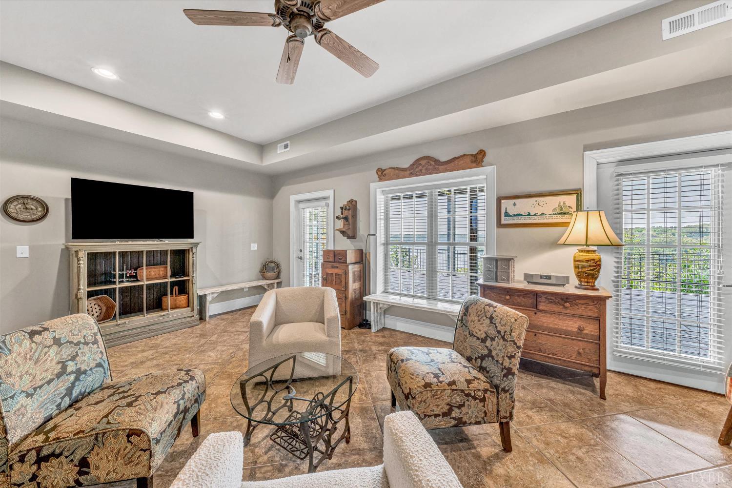 220 Village Lane, Moneta, Virginia image 39