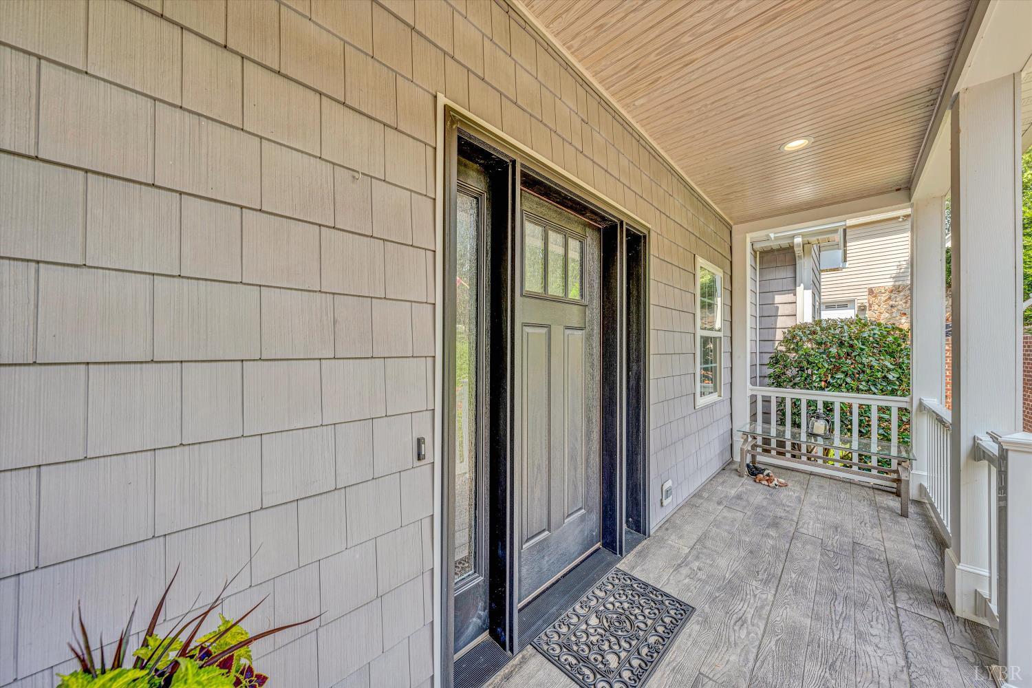 220 Village Lane, Moneta, Virginia image 4