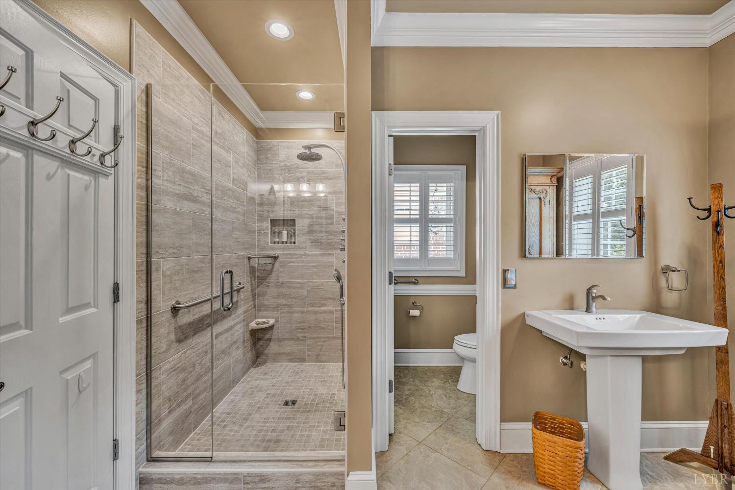 220 Village Lane, Moneta, Virginia image 15