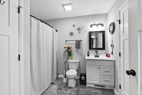 Tiny photo for 122 Gouyer Drive, Madison Heights, VA 24572 (MLS # 365270)