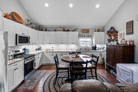 Tiny photo for 122 Gouyer Drive, Madison Heights, VA 24572 (MLS # 365270)