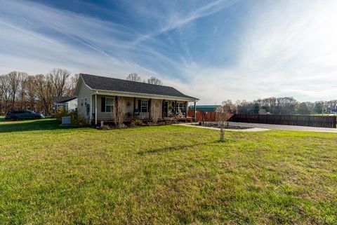 Tiny photo for 122 Gouyer Drive, Madison Heights, VA 24572 (MLS # 365270)