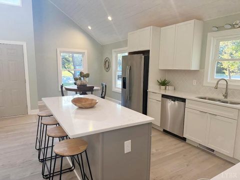 Tiny photo for 2146 Thomas Jefferson Road, Forest, VA 24551 (MLS # 362456)