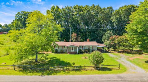 Photo for 4196 Covered Bridge Rd