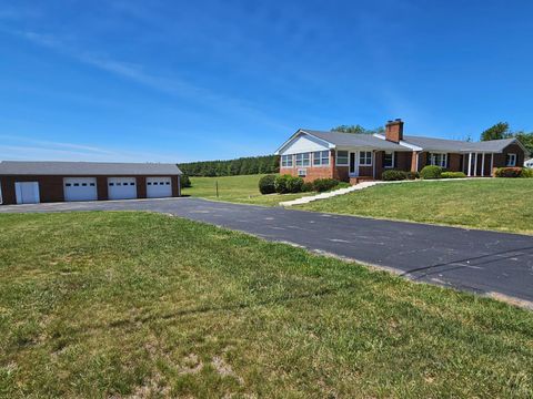 Tiny photo for 3407 Red House Road, Rustburg, VA 24588 (MLS # 364962)