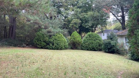 Tiny photo for 308 Randolph St. St, Phenix, VA 23959 (MLS # 362330)