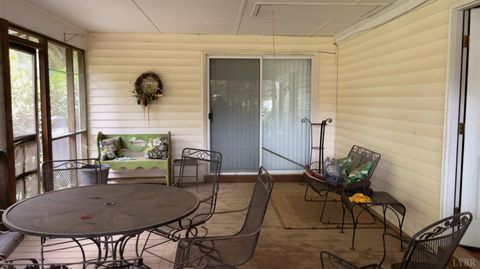 Tiny photo for 308 Randolph St. St, Phenix, VA 23959 (MLS # 362330)
