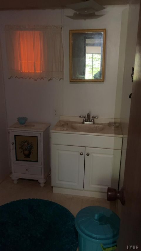 Tiny photo for 308 Randolph St. St, Phenix, VA 23959 (MLS # 362330)