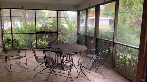 Tiny photo for 308 Randolph St. St, Phenix, VA 23959 (MLS # 362330)