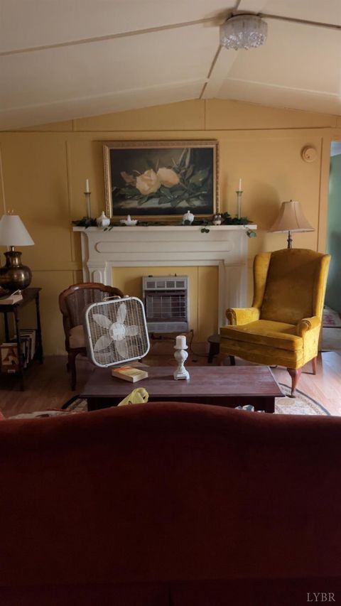 Tiny photo for 308 Randolph St. St, Phenix, VA 23959 (MLS # 362330)