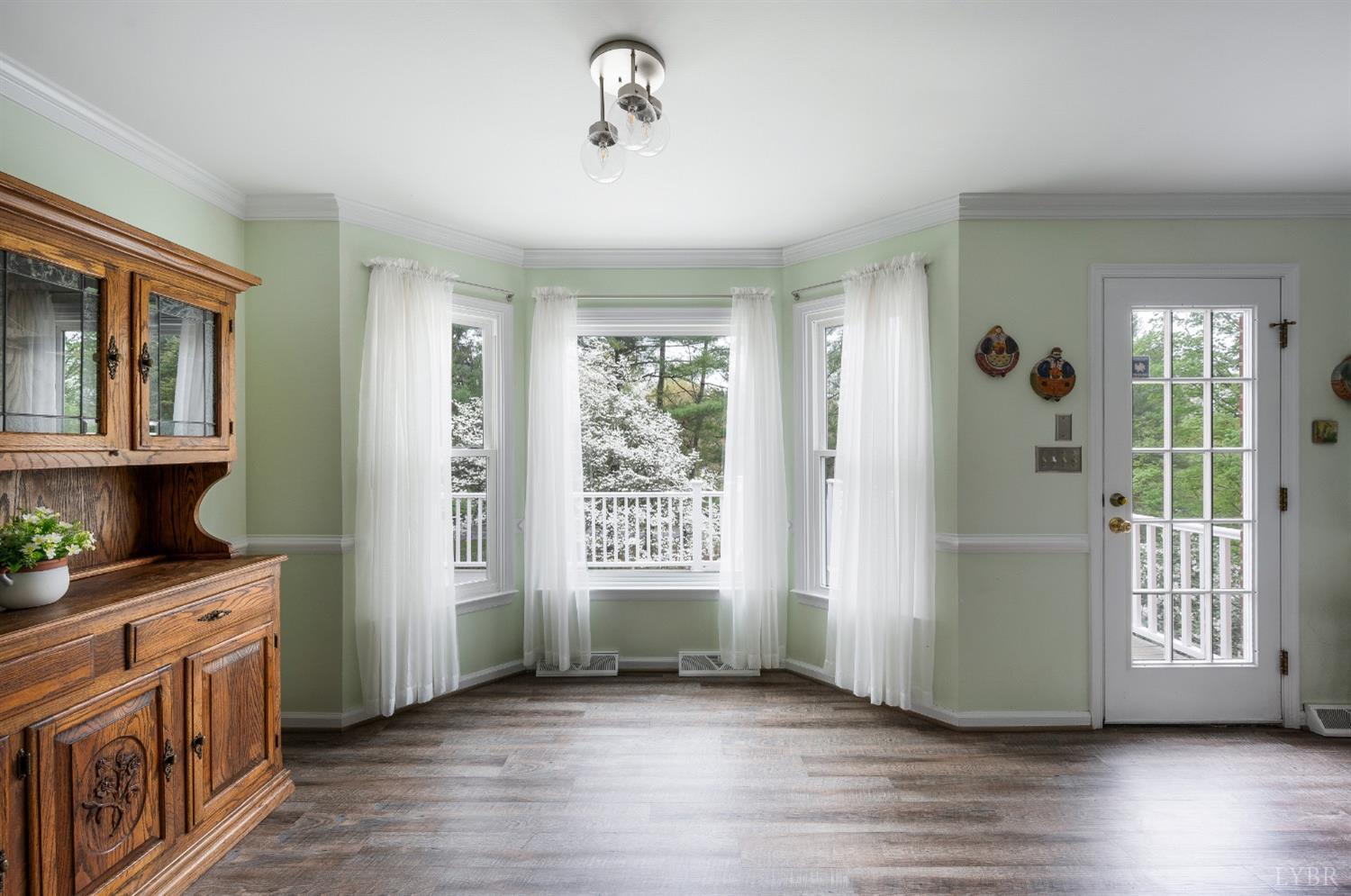301 Quail Meadows Drive, Forest, Virginia image 11