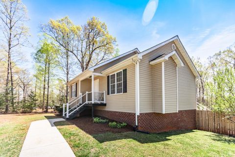 Tiny photo for 396 Rocks Church Road, Pamplin, VA 23958 (MLS # 365614)