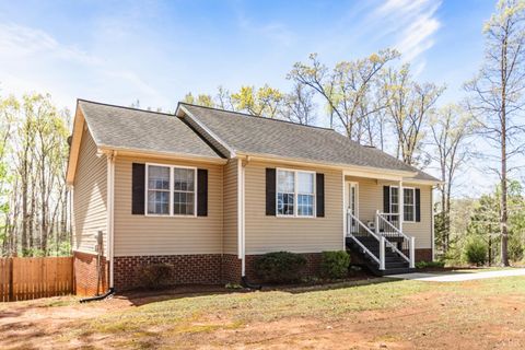 Tiny photo for 396 Rocks Church Road, Pamplin, VA 23958 (MLS # 365614)