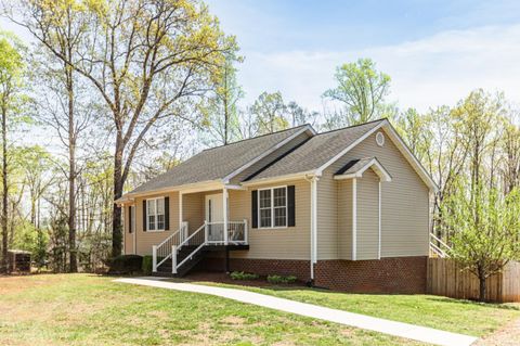 Tiny photo for 396 Rocks Church Road, Pamplin, VA 23958 (MLS # 365614)