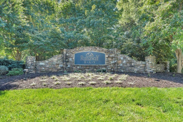 0 RUNAWAY BAY ROAD, LYNCH STATION, VA 24571 - Image d31f5b90e203442223d9d2c7c1c669c0/1284994330