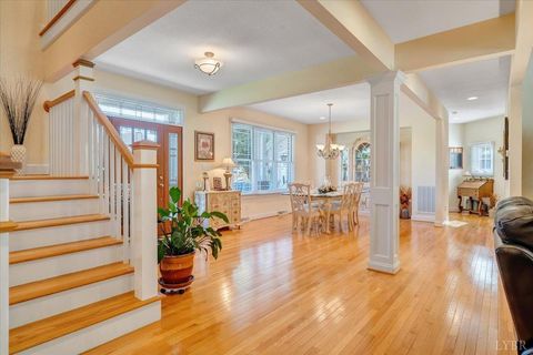 Tiny photo for 1074 Jefferson Dr W Dr, Forest, VA 24551 (MLS # 362076)