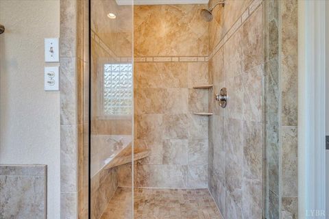 Tiny photo for 1074 Jefferson Dr W Dr, Forest, VA 24551 (MLS # 362076)