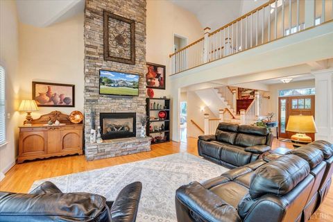 Tiny photo for 1074 Jefferson Dr W Dr, Forest, VA 24551 (MLS # 362076)