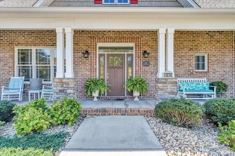 Tiny photo for 1074 Jefferson Dr W Dr, Forest, VA 24551 (MLS # 362076)