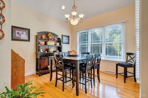 Tiny photo for 1074 Jefferson Dr W Dr, Forest, VA 24551 (MLS # 362076)