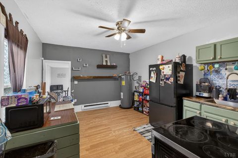 Tiny photo for 2003 Main Street, Lynchburg, VA 24504 (MLS # 365451)