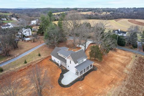 Tiny photo for 3741 Lowry Road, Goode, VA 24556 (MLS # 363701)