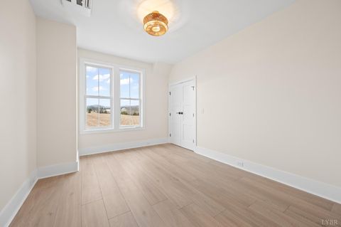 Tiny photo for 3741 Lowry Road, Goode, VA 24556 (MLS # 363701)