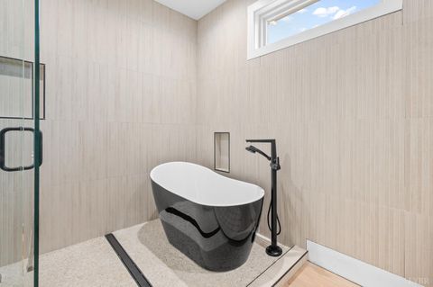 Tiny photo for 3741 Lowry Road, Goode, VA 24556 (MLS # 363701)