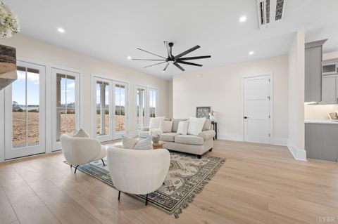 Tiny photo for 3741 Lowry Road, Goode, VA 24556 (MLS # 363701)