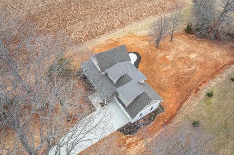 Tiny photo for 3741 Lowry Road, Goode, VA 24556 (MLS # 363701)