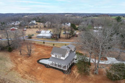 Tiny photo for 3741 Lowry Road, Goode, VA 24556 (MLS # 363701)