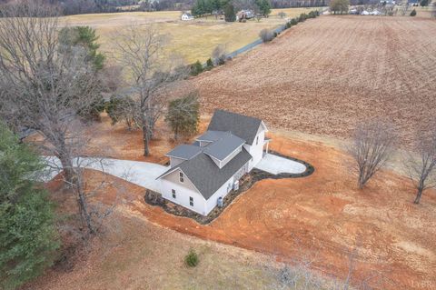 Tiny photo for 3741 Lowry Road, Goode, VA 24556 (MLS # 363701)