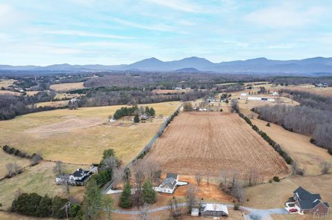 Tiny photo for 3741 Lowry Road, Goode, VA 24556 (MLS # 363701)