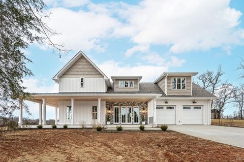 Photo of 3741 Lowry Road, Goode, VA 24556 (MLS # 363701)