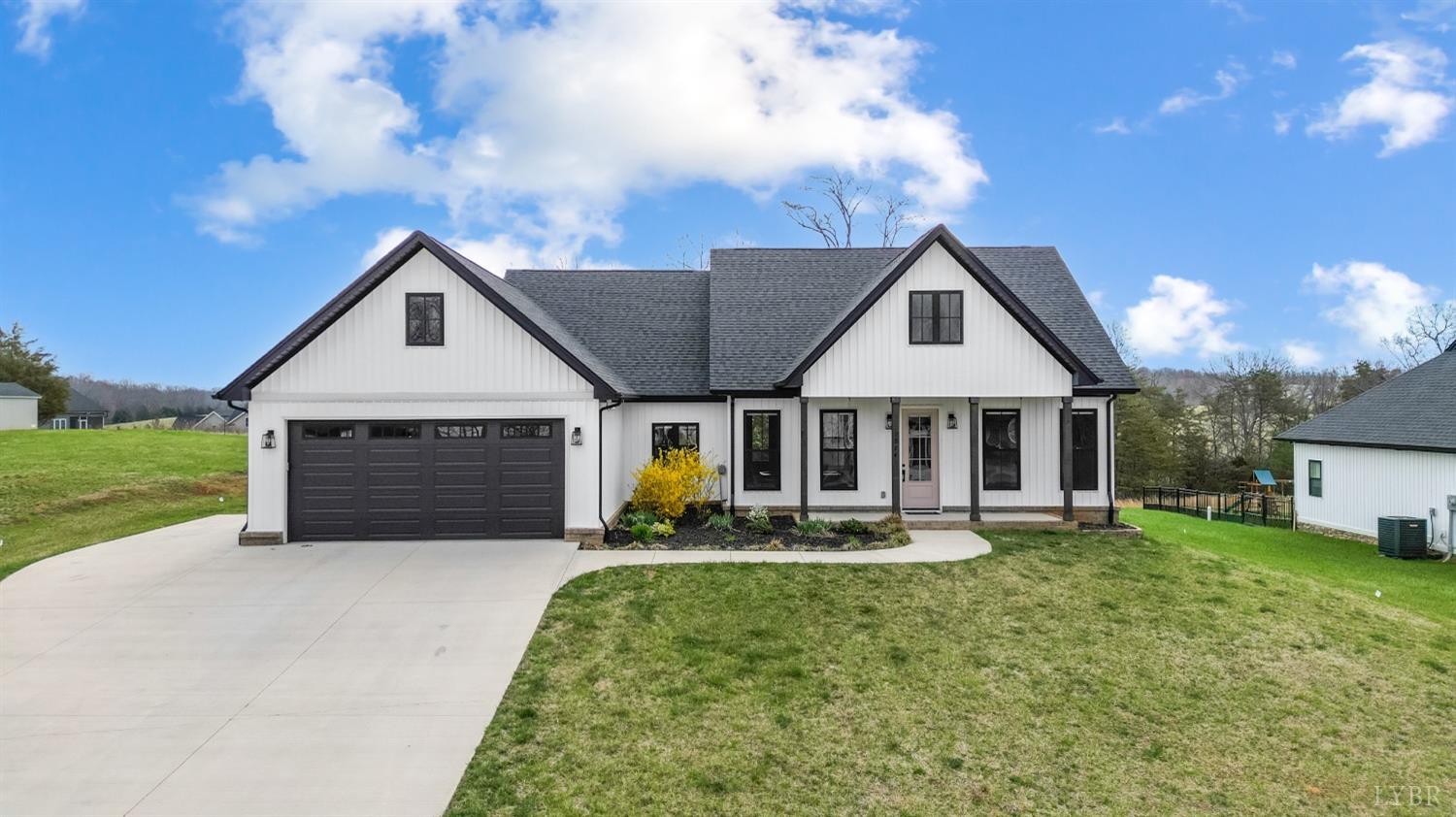 1074 Elk Creek Road, Forest, Virginia image 1