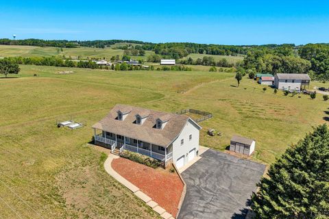 Tiny photo for 2210 Isle of Pines Drive, Moneta, VA 24121 (MLS # 366028)