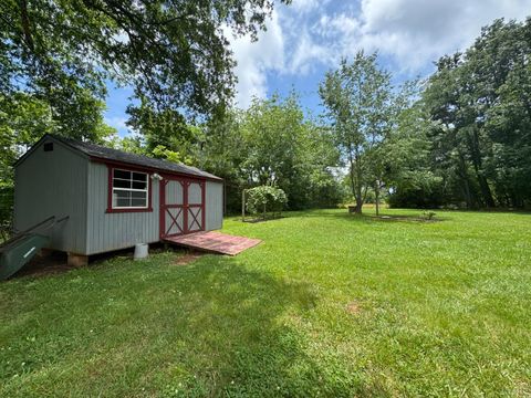 Tiny photo for 166 Dutch Lane, Appomattox, VA 24522 (MLS # 363523)