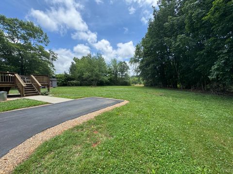 Tiny photo for 166 Dutch Lane, Appomattox, VA 24522 (MLS # 363523)