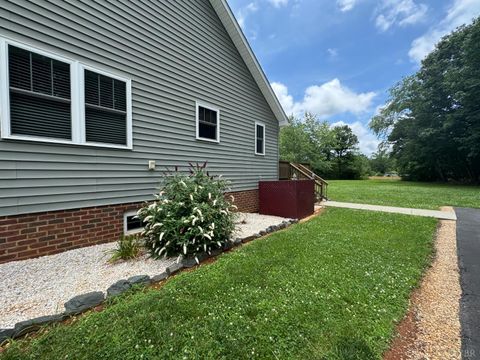 Tiny photo for 166 Dutch Lane, Appomattox, VA 24522 (MLS # 363523)